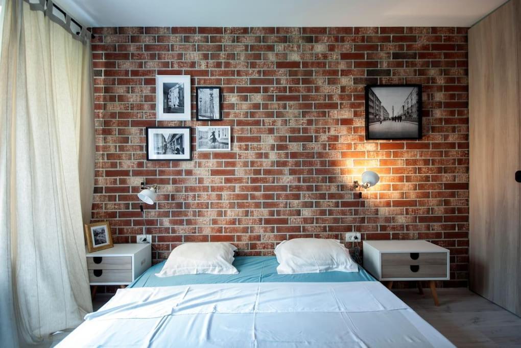Retro Midtown Apartment Bucharest Luaran gambar